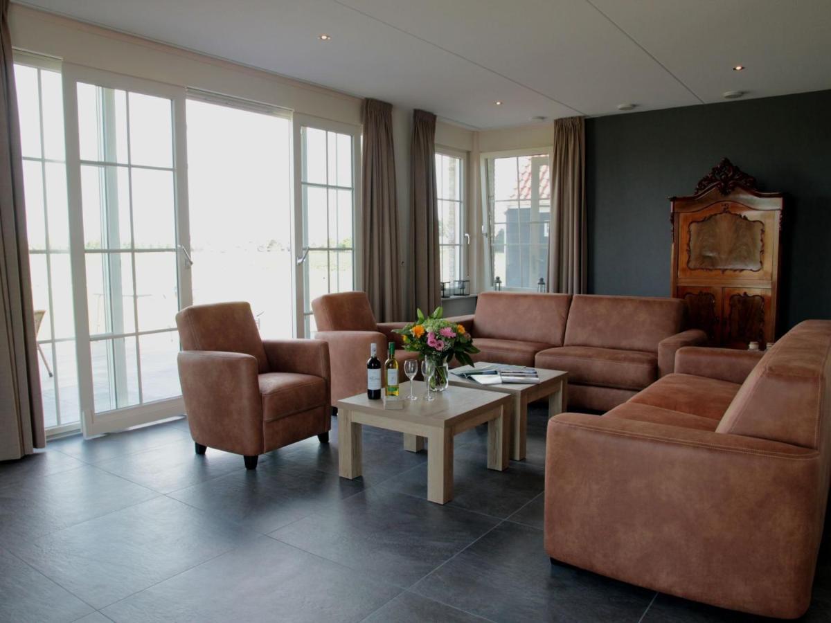 Beautiful And Spacious Villa With A Panoramic View Near The Beach Of Cadzand Extérieur photo